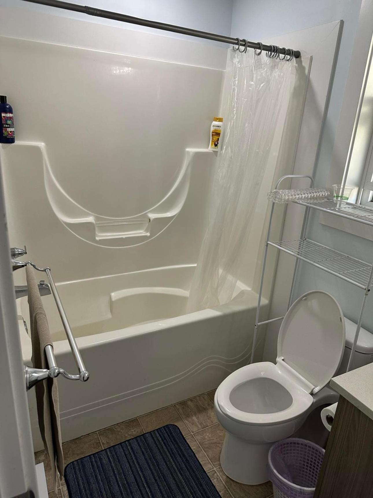 Guest Suite - Private Retreat - J-1 Abbotsford Bagian luar foto